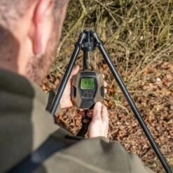 Trípode Avid Carp Lok Down Weigh -DYNAMITE BAITS Tienda de ventas 03 A0550009 lok down weigh tripod ls 550x550 1