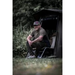 Trakker Tempest Brolly 100T Aquatexx EV -DYNAMITE BAITS Tienda de ventas 201539 TRK L1 Tempest Brolly 100T AEV Lifestyle 016 550x550h