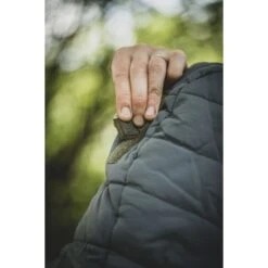 Trakker Hexathermic Bodywarmer Colección 2023 -DYNAMITE BAITS Tienda de ventas 206621 206626 Trakker Hexathermic Bodywarmer LIFESTYLE 29 550x550h