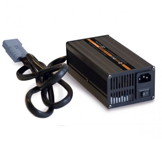 Victron 24V8A Blue Smart IP65 + Conector DC (impermeable) 5 Victron 24V8A Blue Smart IP65 + Conector DC (impermeable) - Imagen 3