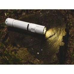 Olight M2R Pro Warrior Blanco Edición Limitada -DYNAMITE BAITS Tienda de ventas 37D22DE6E66F9EF7EE54605E00DD20589D552DDC 550x550w