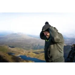 RidgeMonkey APEarel Gorro Con Pompón Negro -DYNAMITE BAITS Tienda de ventas 63mr42Vw 550x550w