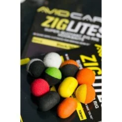 Carpa Avid Ziglite 10mm 5 Carpa Avid Ziglite 10mm -DYNAMITE BAITS Tienda de ventas Avid20Carp20Ziglites2010m20Black20and20Green1 550x550h
