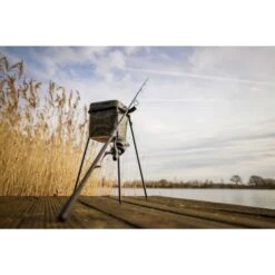 Soporte De Cubeta Avid Carp Lok Down -DYNAMITE BAITS Tienda de ventas Avid20Lok20Down20Stand6 550x550w