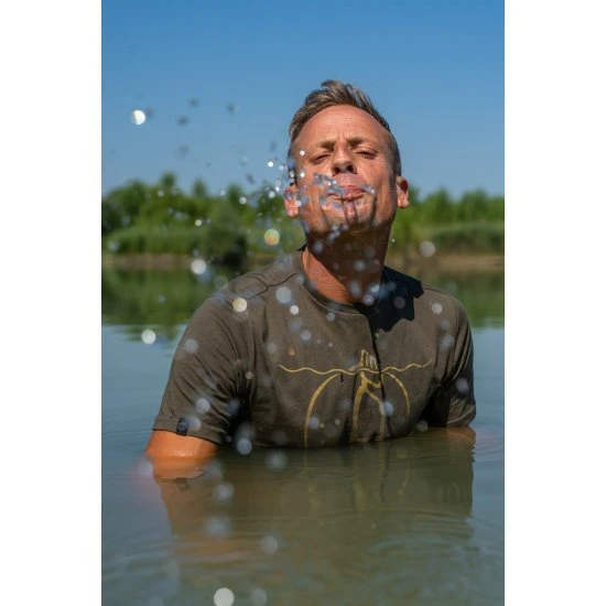 Camiseta Sumergida Korda LE Verde Oliva 8 Camiseta Sumergida Korda LE Verde Oliva - Imagen 6