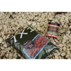 Shimano Tribal TX1 Fresa Boilies 20mm 1kg -DYNAMITE BAITS Tienda de ventas TX120Strawberry 05 550x550w
