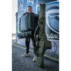 Trakker Sanctuary Cuna Autoinflable XL -DYNAMITE BAITS Tienda de ventas Trakker NXG Luggage Lifestyle Shoot Feb 004 550x550h