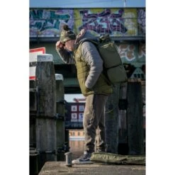 Mochila De Lujo Trakker NXG -DYNAMITE BAITS Tienda de ventas Trakker NXG Luggage Lifestyle Shoot Feb 035 550x550h