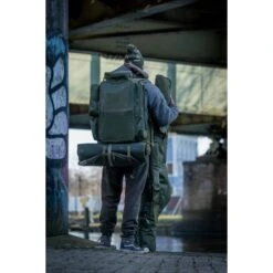 Mochila De Lujo Trakker NXG -DYNAMITE BAITS Tienda de ventas Trakker NXG Luggage Lifestyle Shoot Feb 046 550x550h