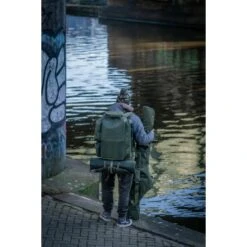 Mochila De Lujo Trakker NXG -DYNAMITE BAITS Tienda de ventas Trakker NXG Luggage Lifestyle Shoot Feb 048 550x550h