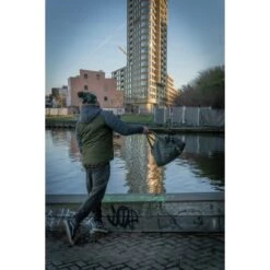 Trakker Downpour Roll-Up Carryall -DYNAMITE BAITS Tienda de ventas Trakker NXG Luggage Lifestyle Shoot Feb 182 550x550h