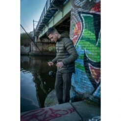 Trakker Downpour Roll-Up Carryall -DYNAMITE BAITS Tienda de ventas Trakker NXG Luggage Lifestyle Shoot Feb 195 550x550h