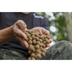Shimano Tribal Isolate LM94 Boilies 10mm 1kg -DYNAMITE BAITS Tienda de ventas image00030 550x550w 1