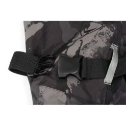 Vadeadores De Pecho Ligeros Y Transpirables Fox Rage 13 Vadeadores De Pecho Ligeros Y Transpirables Fox Rage -DYNAMITE BAITS Tienda de ventas nfw001 006 rage lightweight camo waders belt buckle detail 1 550x550w
