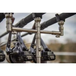 Solar P1 Pro-Loc Adjustable 3 Rod Buzzer Bar Large -DYNAMITE BAITS Tienda de ventas teA2IyI4 550x550w 4