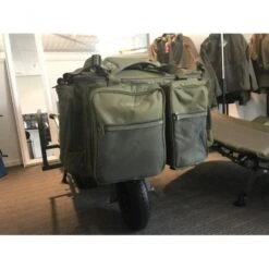 Bolsa Compacta Para Carretilla Trakker NXG 12 Bolsa Compacta Para Carretilla Trakker NXG -DYNAMITE BAITS Tienda de ventas trakker nxg compact barrow bag trolley 4 team outdoors 550x550 1