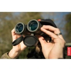 Prismáticos Trakker Optics 10x42 -DYNAMITE BAITS Tienda de ventas trakker20verrekijker4 550x550w